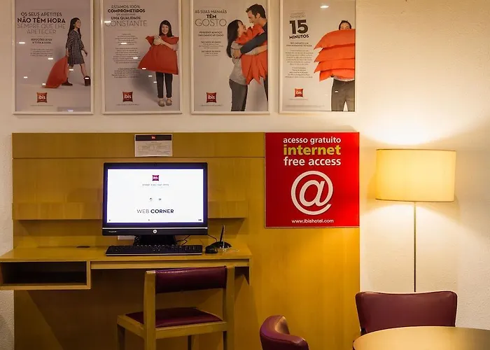 Hotel Ibis Porto Sul Europarque 2*